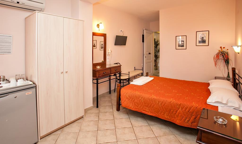 Arxontiko Hotel Tinos Ngoại thất bức ảnh