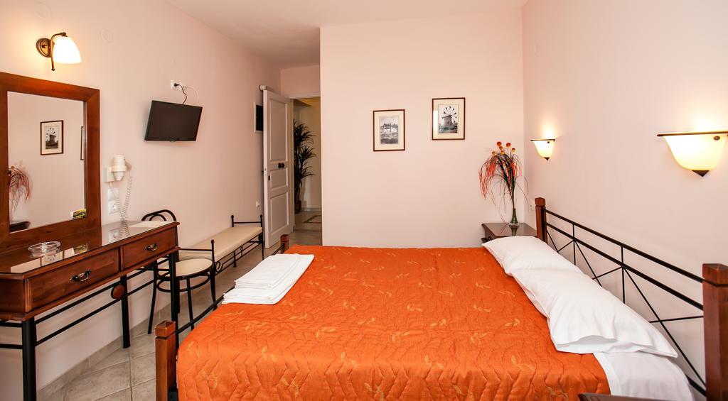 Arxontiko Hotel Tinos Ngoại thất bức ảnh