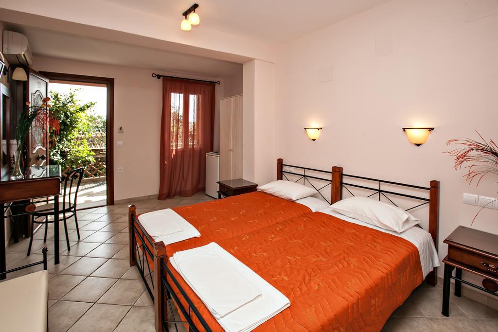Arxontiko Hotel Tinos Ngoại thất bức ảnh
