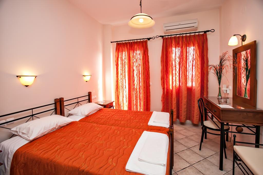 Arxontiko Hotel Tinos Ngoại thất bức ảnh